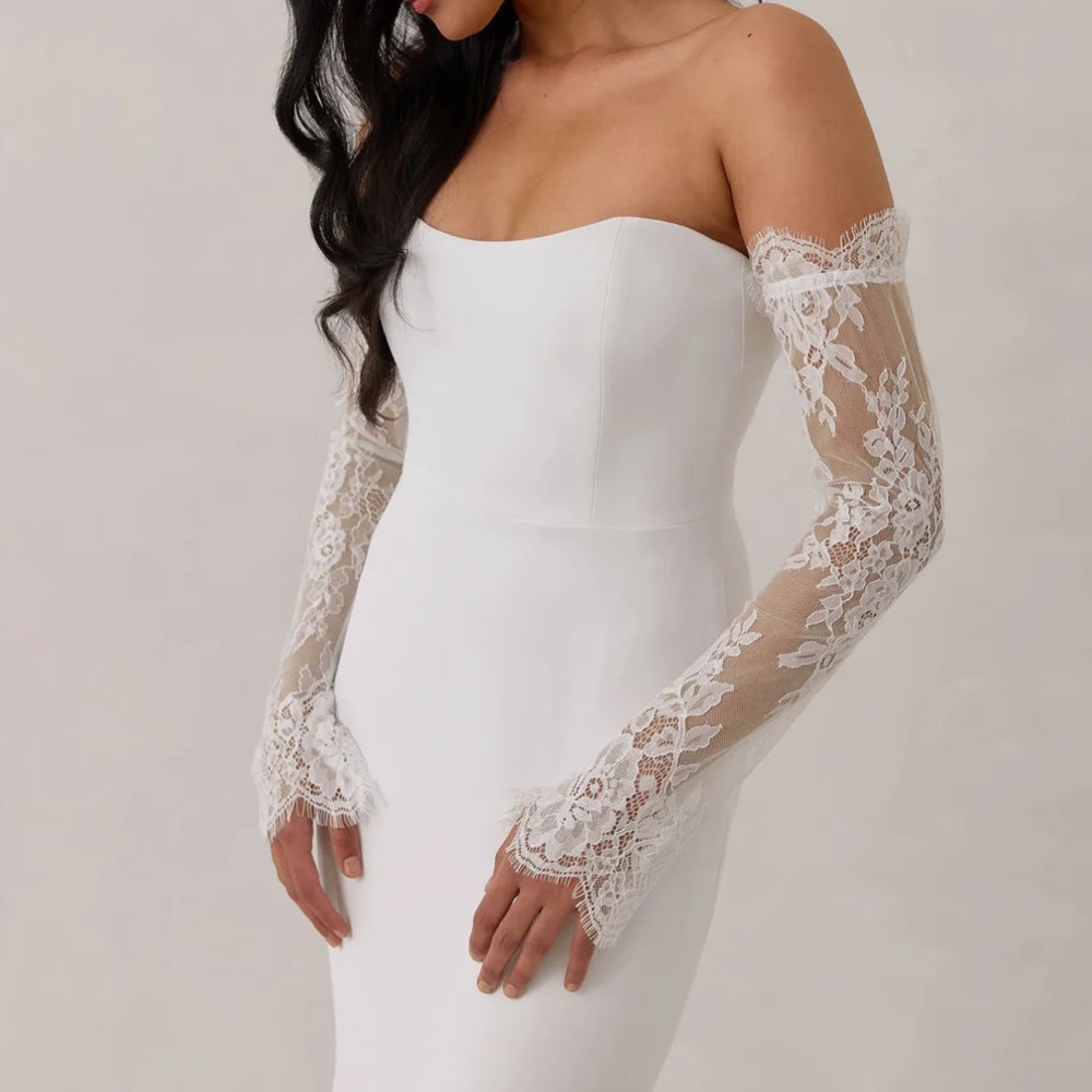 Park & Fifth White Lace Off-Shoulder Dress